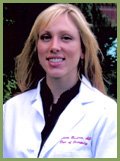 Stephanie Traut: Dermatologist