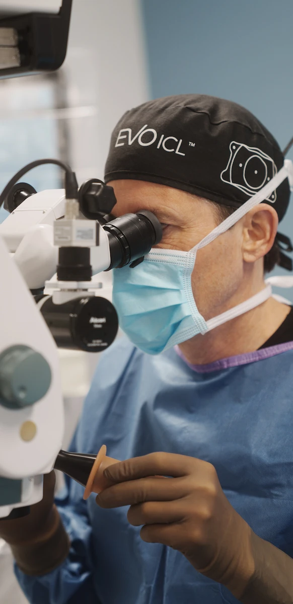 Dr. King during EVO ICL procedure